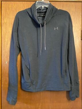 Under Armour women’s Pullover Funnel Neck Hoodie